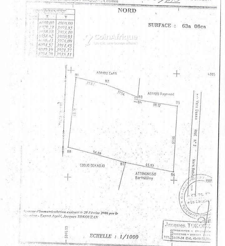 Terrain constructible avec titre foncier en bordure de voie inter-état – Idéal pour projets commerciaux et hôteliers
