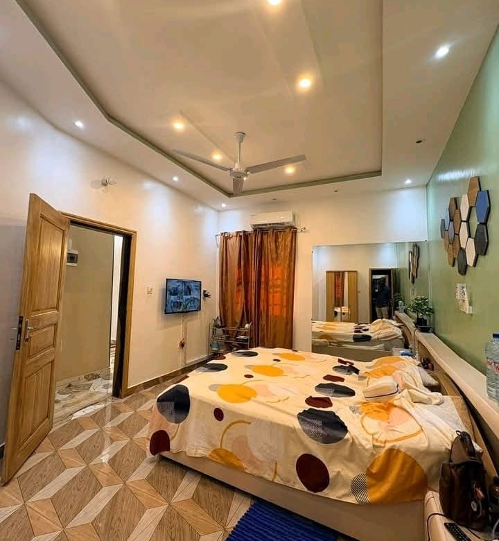 Villa luxueuse de 3 pièces avec piscine privée et espaces de détente