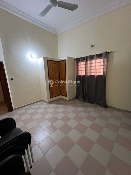 Bureau de 2 pièces avec vue sur la mer