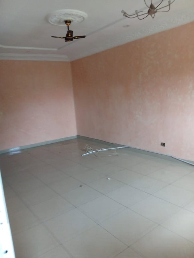 Appartement meublé 2 pièces avec entrée personnelle et espaces lumineux