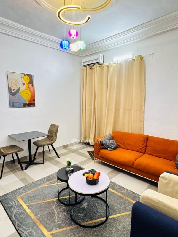 Appartement meublé de 2 pièces avec salle de bain moderne