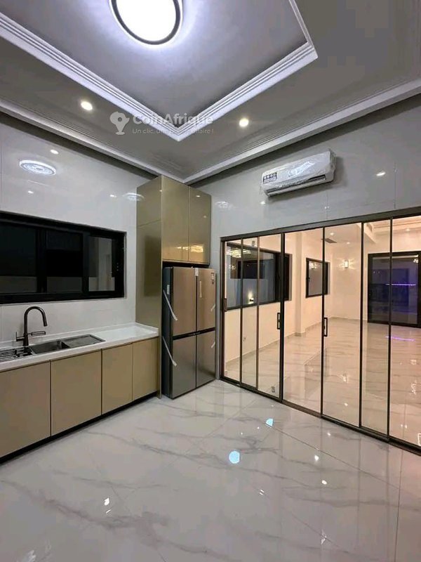 Villa luxueuse de 4 pièces avec piscine et équipements haut de gamme