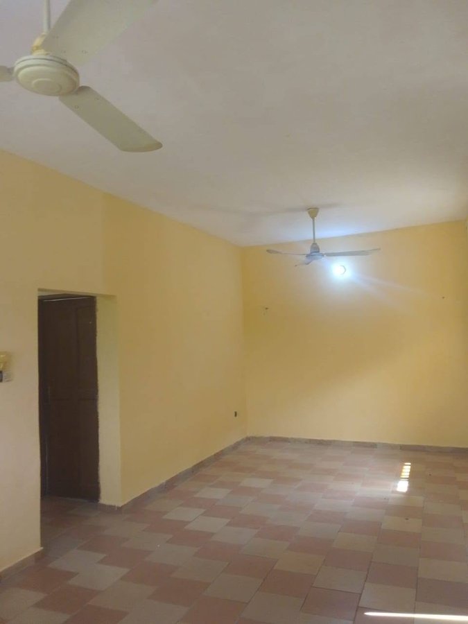 Appartement 2 pièces avec équipements modernes et quartier calme