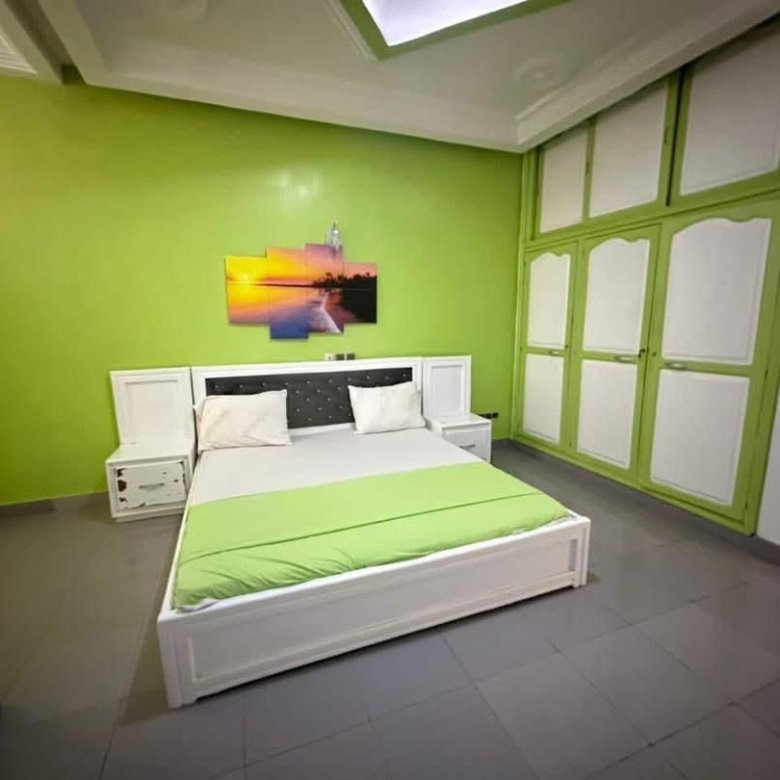 Appartement meublé 3 pièces avec climatisation et garage