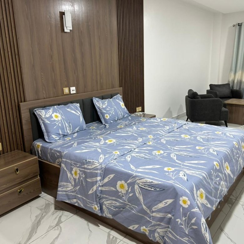 Appartement meublé 3 pièces avec terrasse et vue imprenable sur la mer