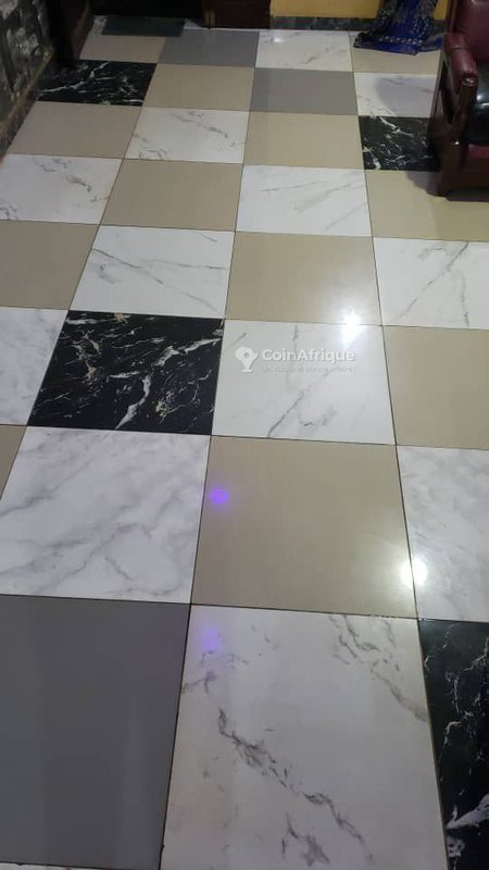 Villa luxueuse de 4 chambres avec climatisation, boutiques et vaste terrasse