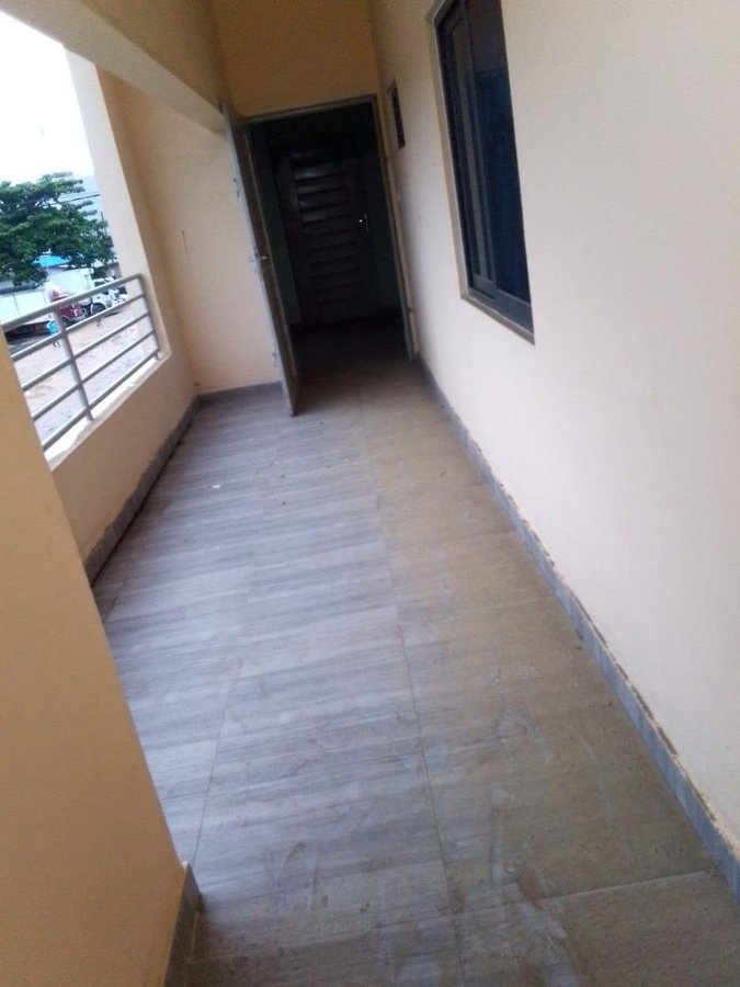 Appartement meublé de 2 pièces avec balcon personnel et commodités haut de gamme