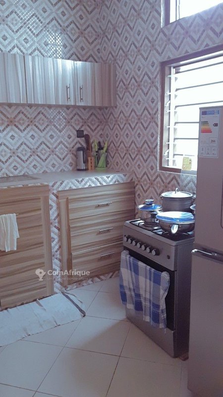 Appartement meublé d'une chambre avec climatisation et emplacement stratégique