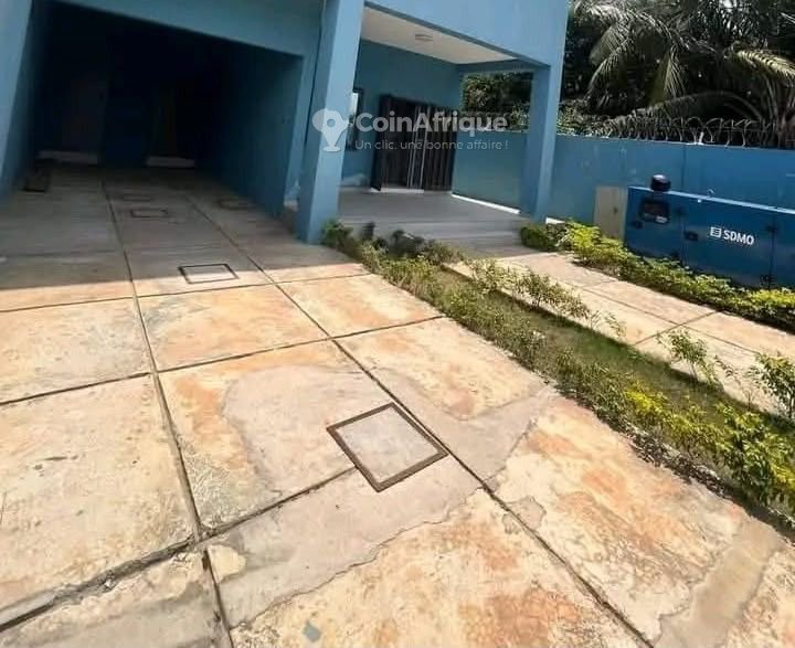 Villa duplex R+1 de 3 chambres avec équipements haut de gamme et jardin