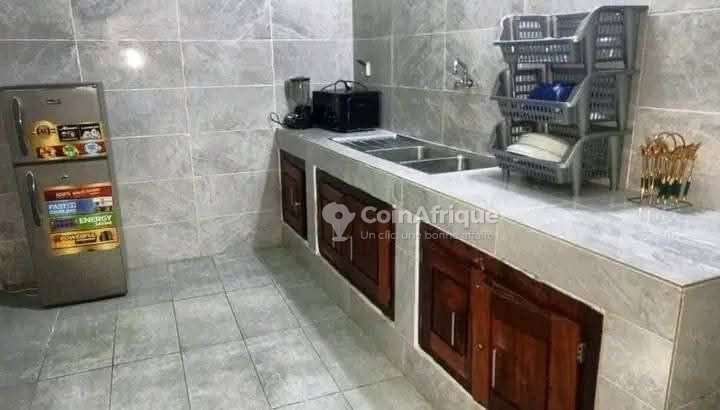 Appartement meublé de 2 pièces avec climatisation et services haut de gamme