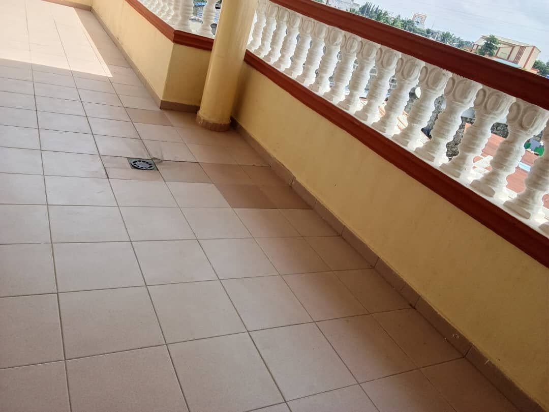Appartement de standing avec 3 chambres et équipements haut de gamme