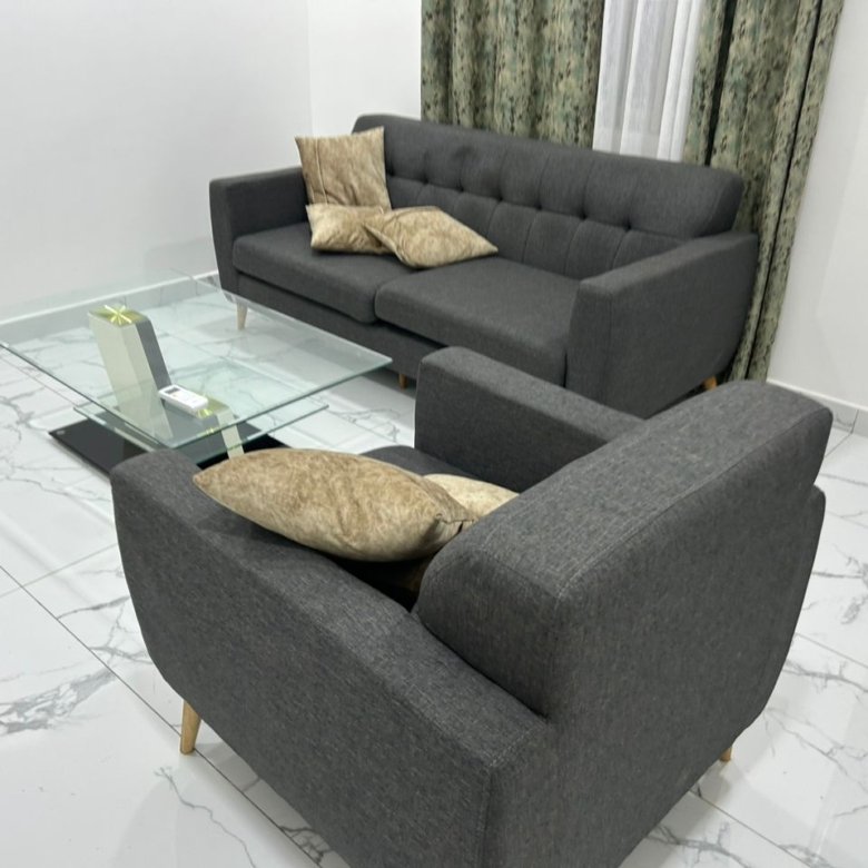 Appartement meublé d'une pièce avec garage - Proche des commodités