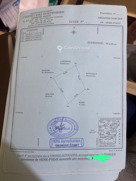 Terrain constructible de 500 m² avec documents légaux complets et quartier sécurisé