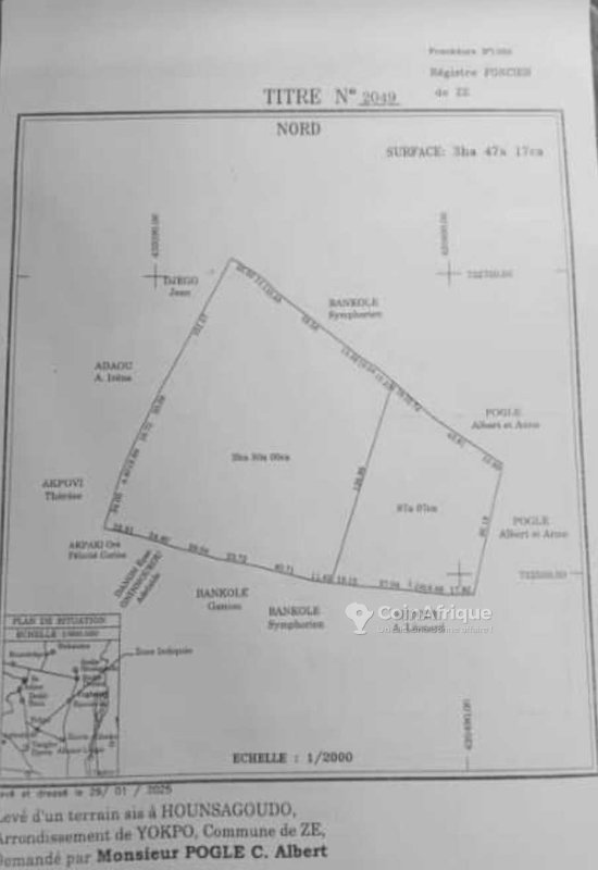 Terrain constructible de 2500m² idéal pour projets commerciaux et résidentiels