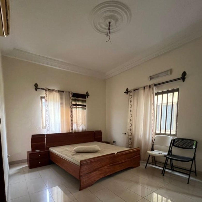 Villa spacieuse de 4 pièces meublée avec garage