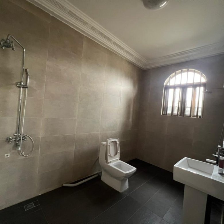 Villa spacieuse de 4 pièces meublée avec garage