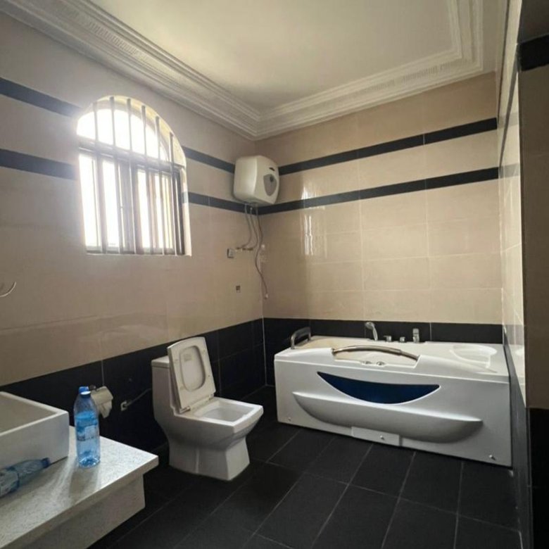 Villa spacieuse de 4 pièces meublée avec garage