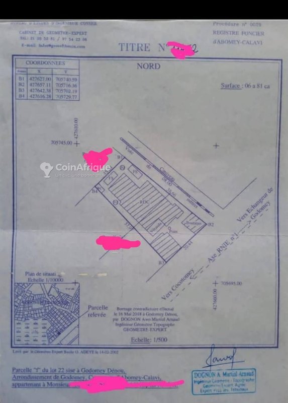 Terrain constructible avec fondation R+4 et boutiques en angle de rue