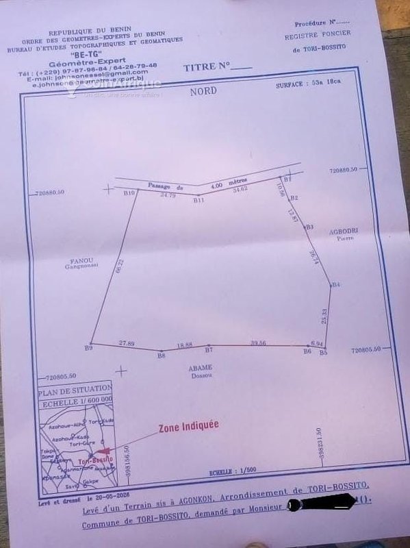 Terrain spacieux d'un demi-hectare en vente avec accès proche au goudron