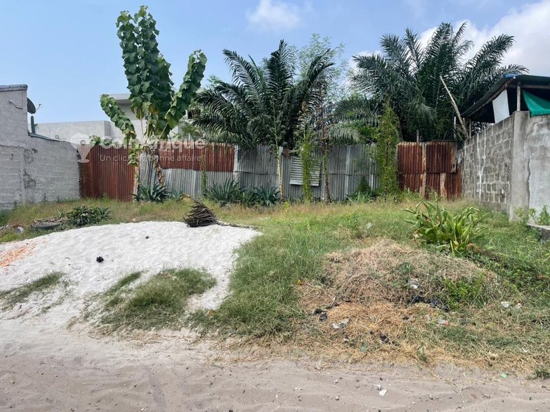 Terrain spacieux de 312 m² avec documents légaux complets