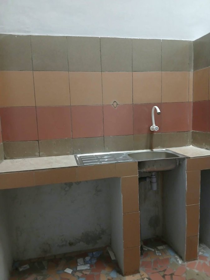 Appartement d'une pièce avec terrasse et accès sécurisé