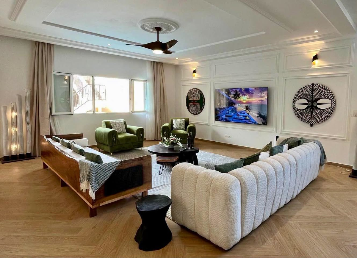 Villa luxueuse de 5 pièces avec piscine et jardin paysager