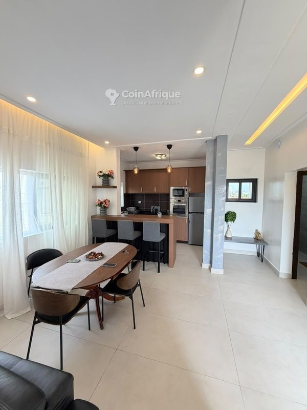 Appartement meublé de 3 pièces avec commodités modernes et services gratuits