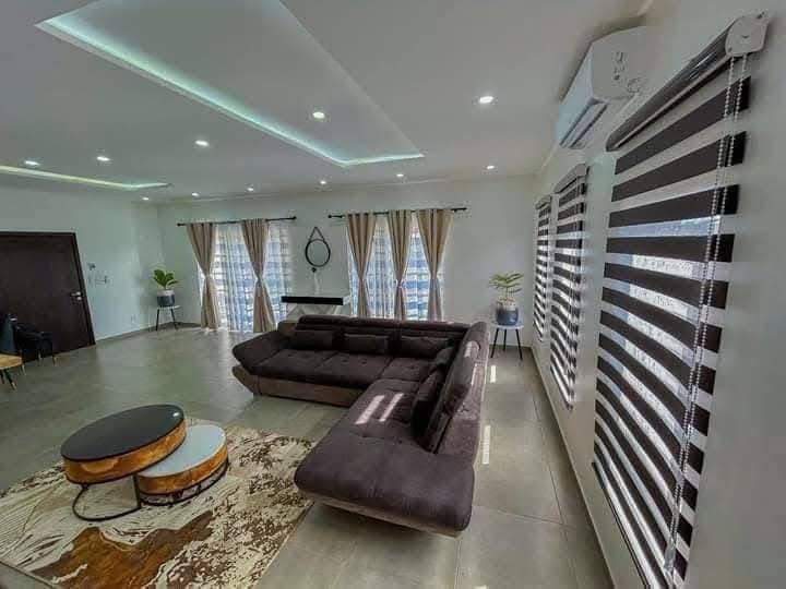 Appartement meublé de 3 pièces avec garage sécurisé et proximité de la plage