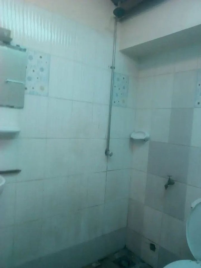 Appartement meublé d'une pièce avec cour partagée et équipements modernes