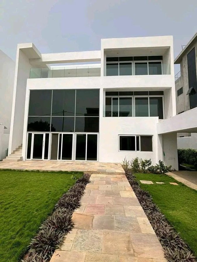 Villa luxueuse de 4 pièces avec jardin et équipements haut de gamme