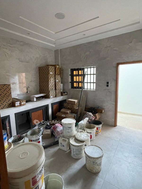 Appartement de 3 pièces avec douches privées et balcon personnel