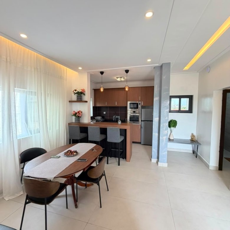 Appartement meublé 2 pièces avec sécurité 24h et équipements haut de gamme