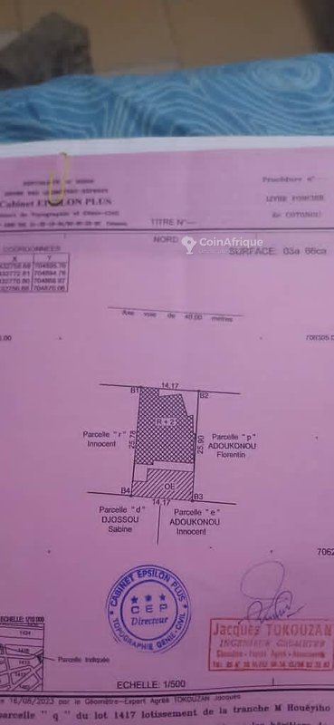 Villa luxueuse de 15 pièces avec documents cadastraux complets