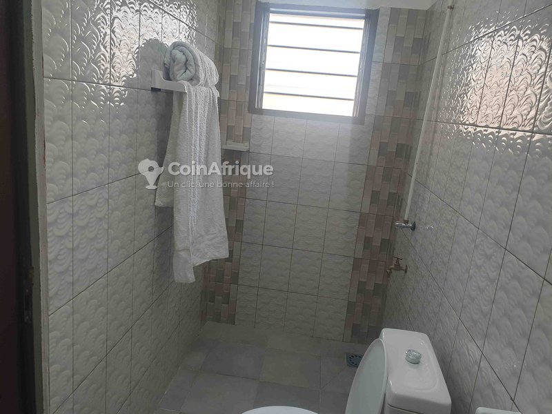 Appartement meublé 2 pièces avec balcon ensoleillé et services inclus