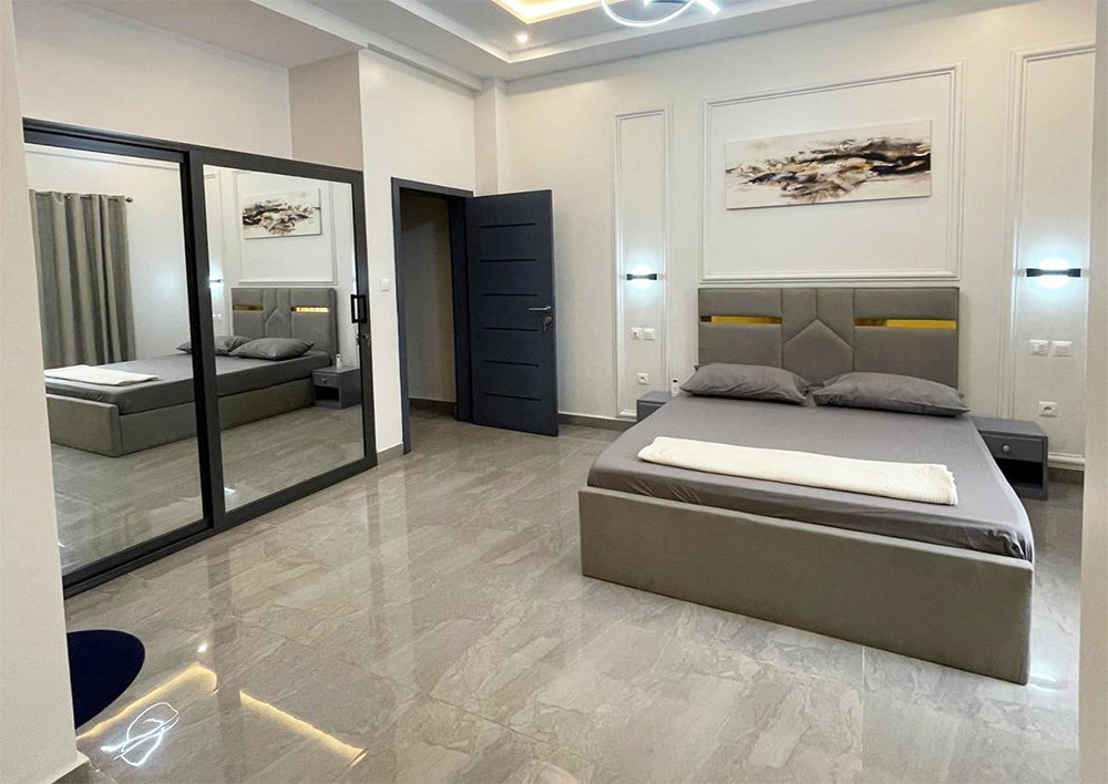 Appartement meublé 2 pièces avec services haut de gamme et sécurité 24/7