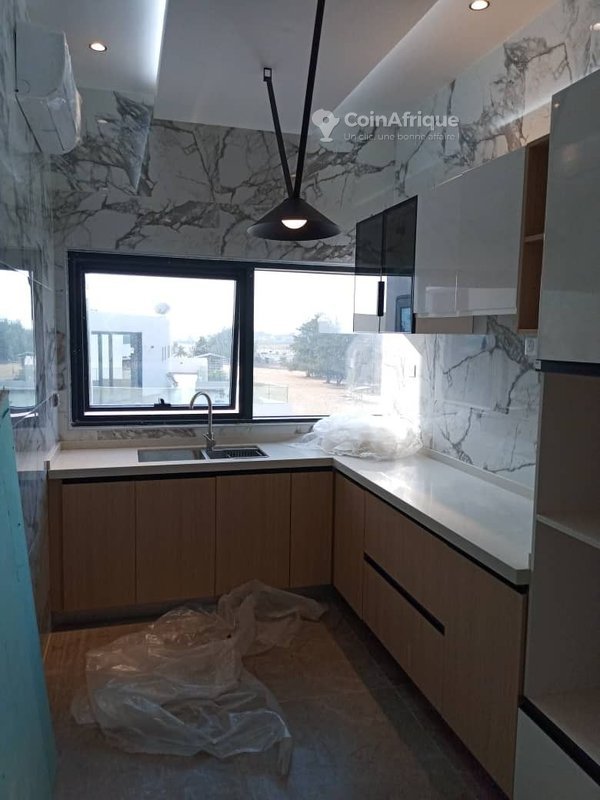 Appartement de 4 pièces avec piscine et vue sur mer exceptionnelle