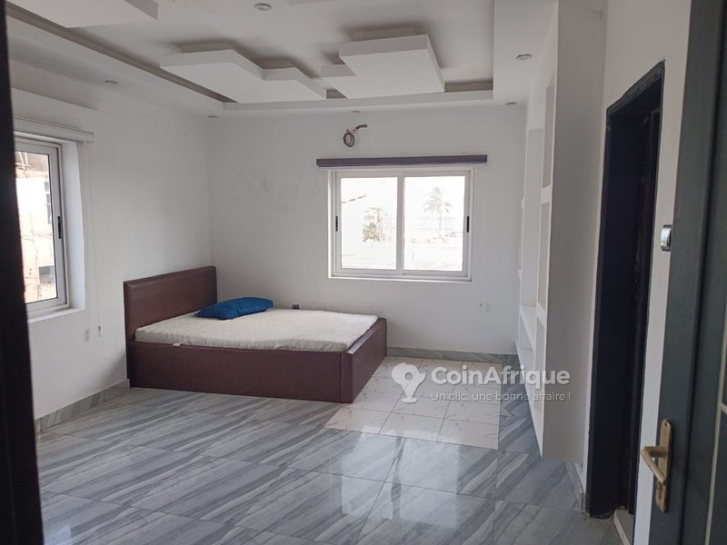 Appartement meublé de 6 pièces avec vue sur la mer et services haut de gamme