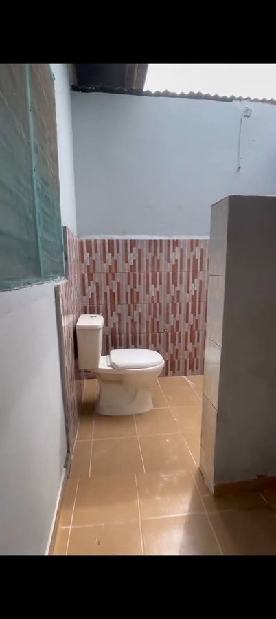 Appartement 1 pièce avec sanitaire staffé et compteur personnel à carte
