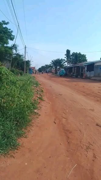 Terrain exceptionnel de 2000 m² idéal pour projets résidentiels ou commerciaux
