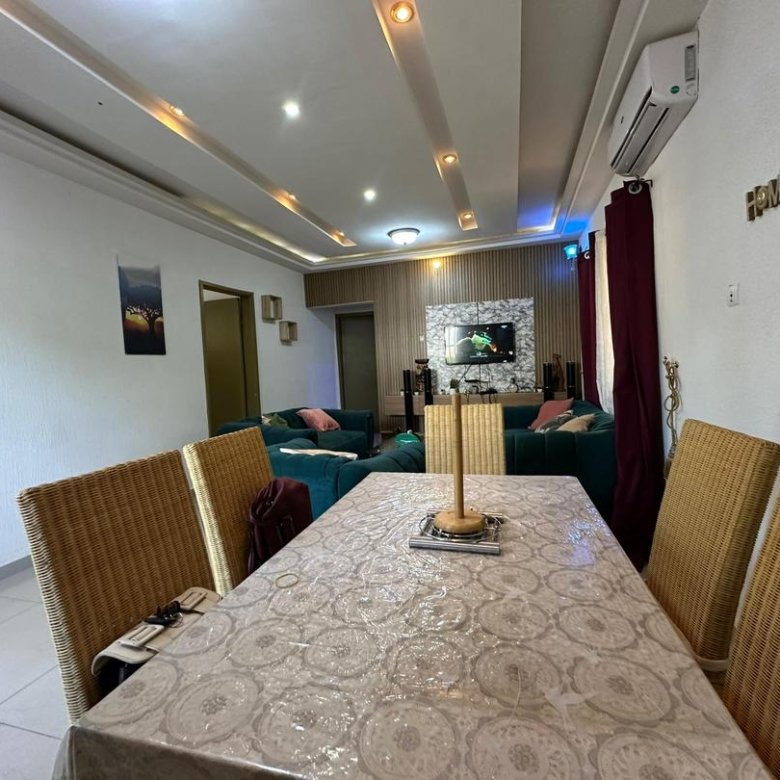 Villa meublée de 3 chambres avec garage et salon spacieux