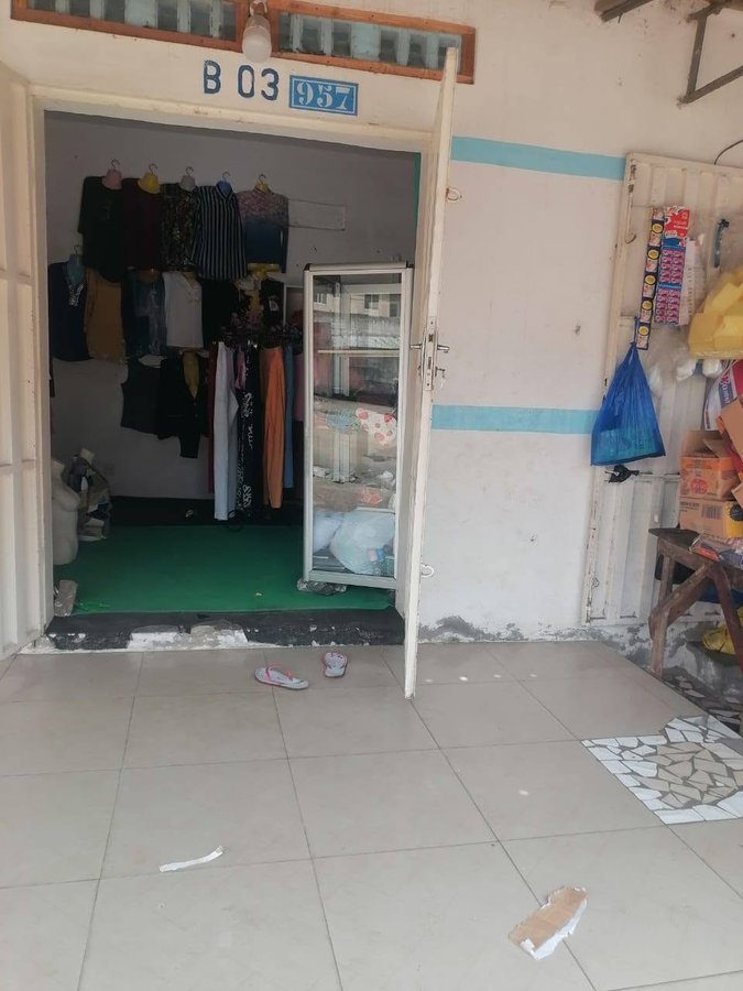 Magasin spacieux avec emplacement stratégique et excellent potentiel commercial