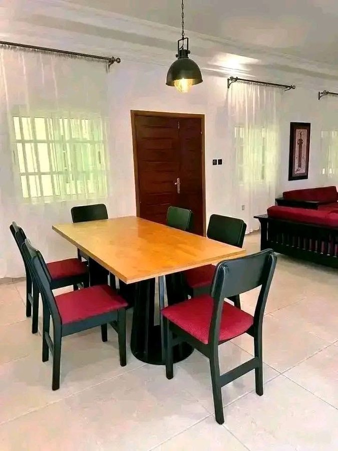 Appartement meublé de 2 pièces avec piscine et terrasse spacieuse
