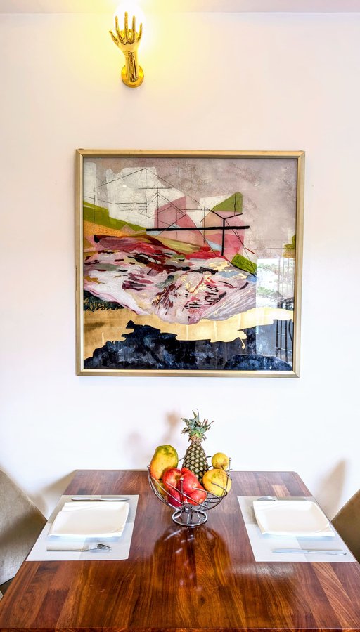 Appartement meublé d'une pièce avec équipements haut de gamme et terrasse agréable