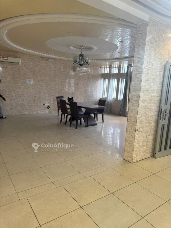 Appartement de standing avec 4 chambres et finitions haut de gamme