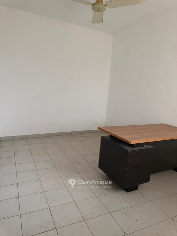 Appartement de standing avec 4 chambres et finitions haut de gamme