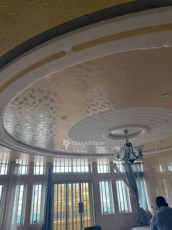 Appartement de standing avec 4 chambres et finitions haut de gamme