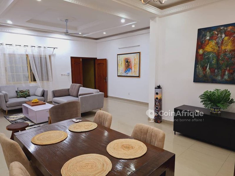 Appartement meublé 4 pièces avec équipements ultra modernes et service d'entretien inclus