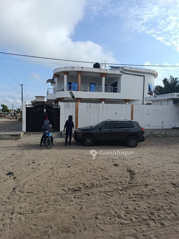 Appartement meublé de 6 pièces avec vue sur la mer et services premium