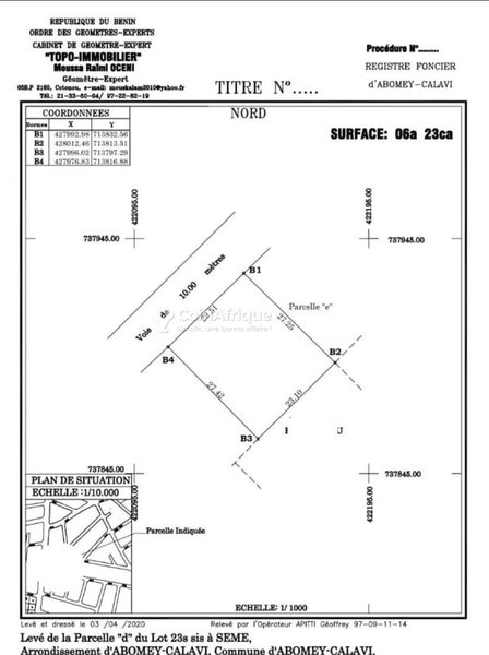 Terrain constructible de 623 m² avec clôture, portail et puits - Idéal pour projet résidentiel
