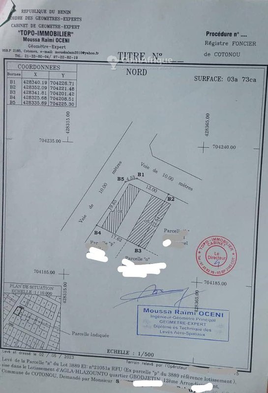 Terrain recasé en angle de rue avec dossier juridique complet - 373 m²